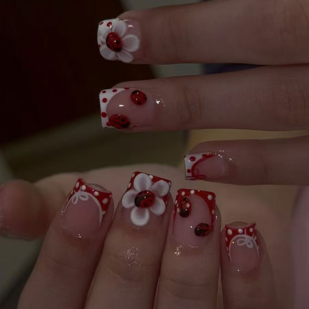 Nail Art French Nails - 24 штуки в наборе. Прямоугольные 3D-гелевые