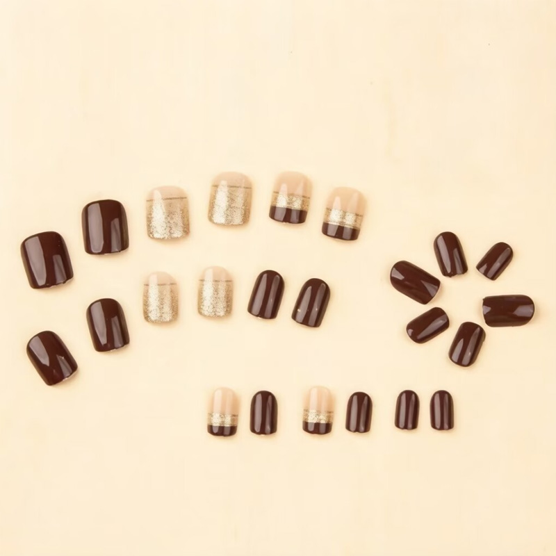 Короткие квадратные накладные  – обзор и цена Nail Art Glossy
