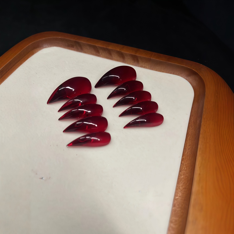 Длинные накладные ногти-стилет – обзор и цена Nail Art Gothic